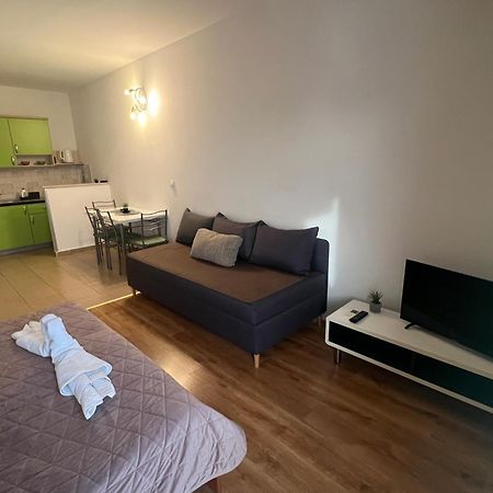 Apartments Mateljak Gradac  Exteriör bild