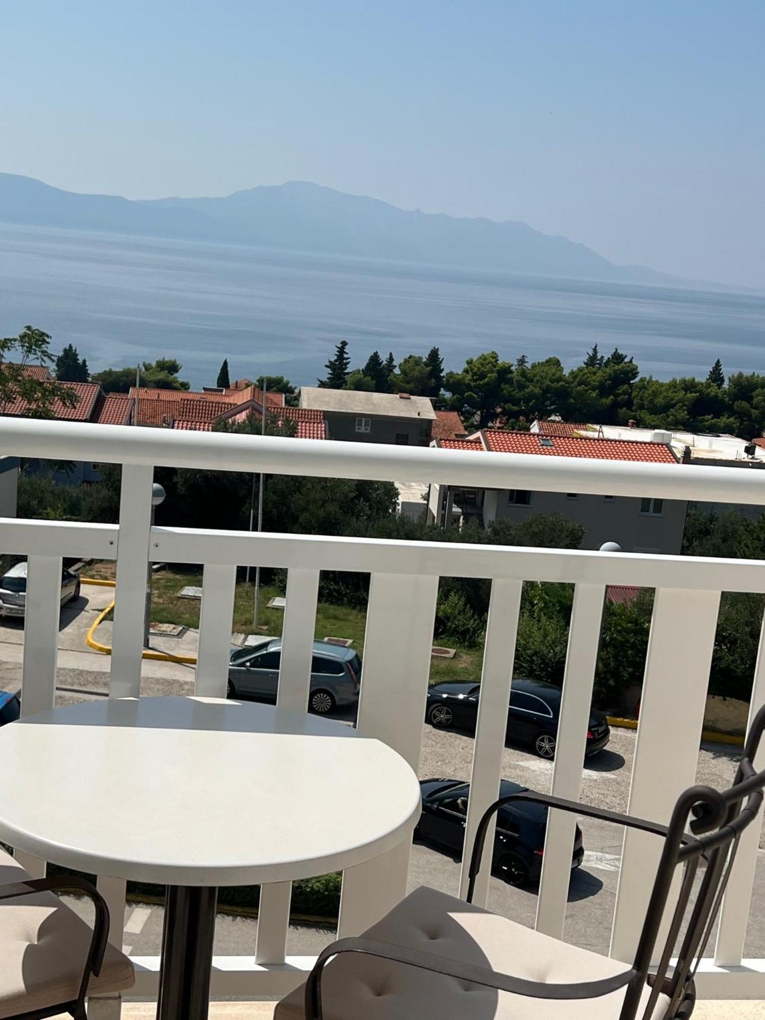 Apartments Mateljak Gradac  Exteriör bild