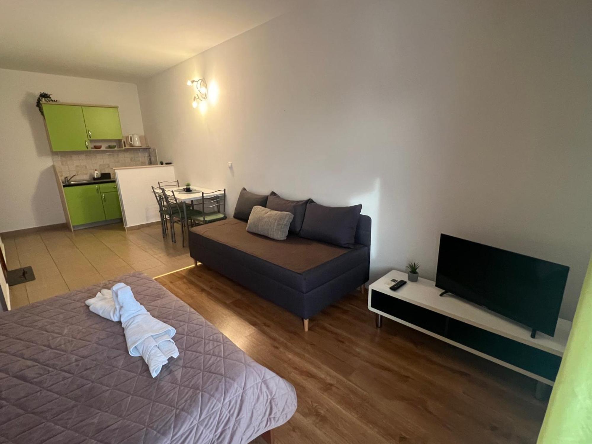Apartments Mateljak Gradac  Exteriör bild