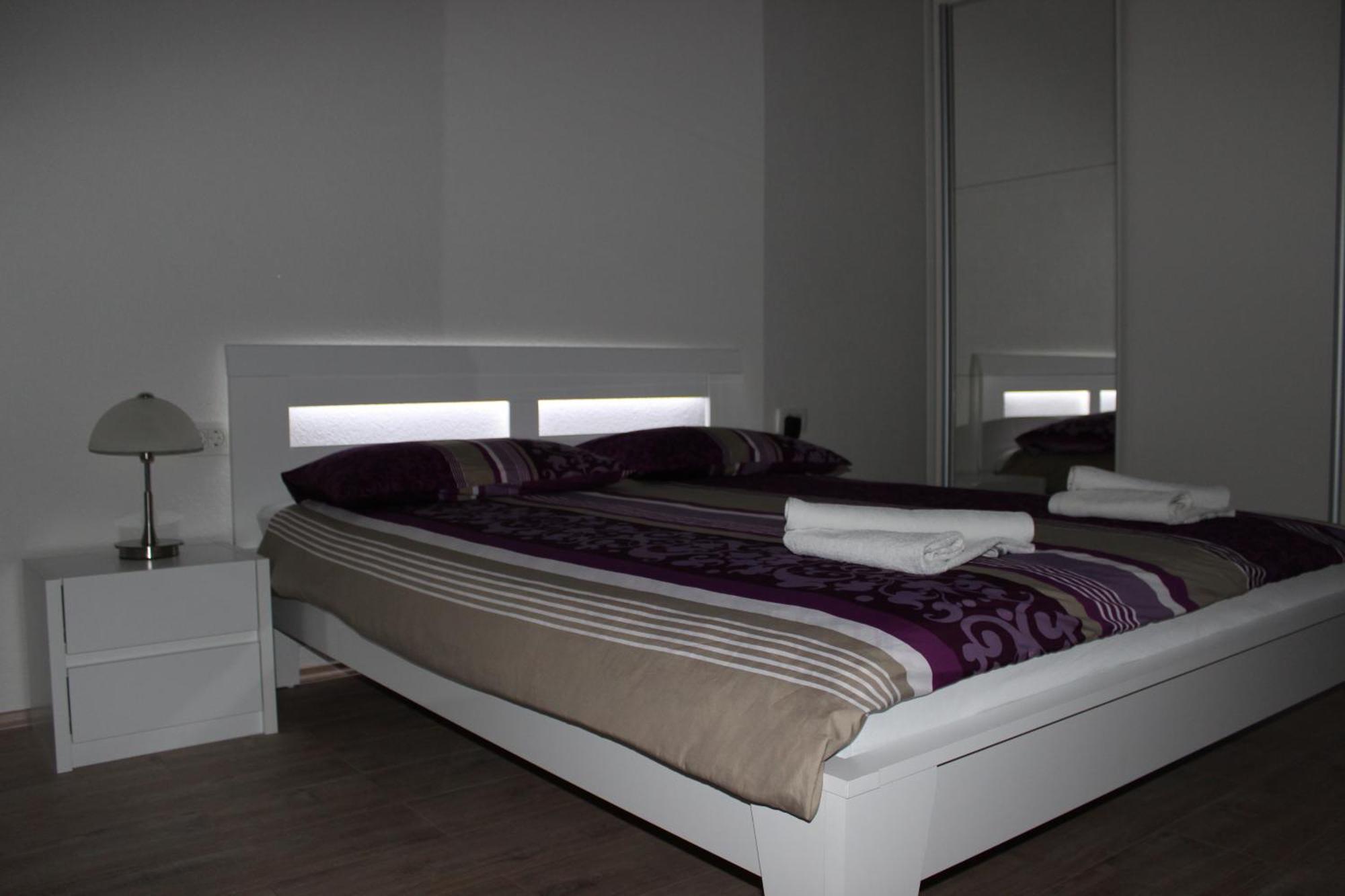 Apartments Mateljak Gradac  Exteriör bild