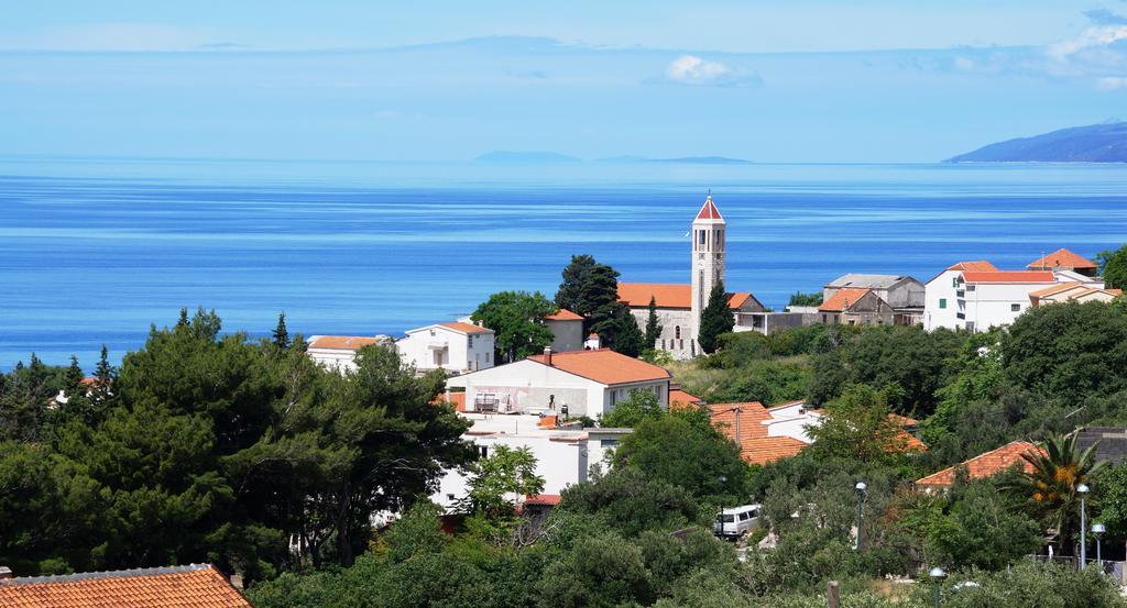 Apartments Mateljak Gradac  Rum bild