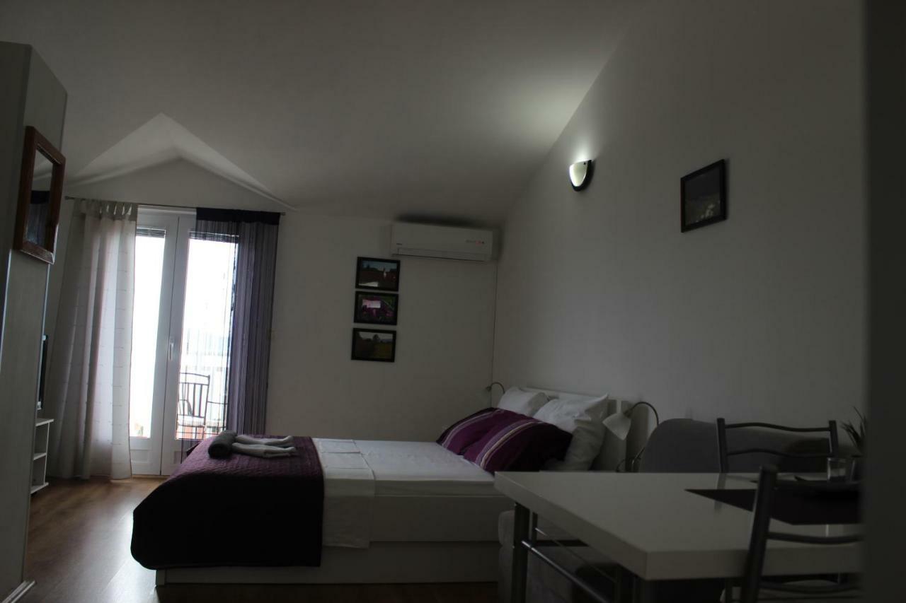 Apartments Mateljak Gradac  Exteriör bild