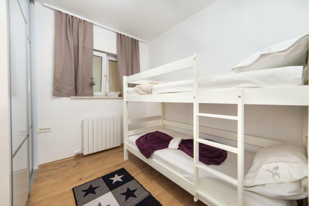 Apartments Mateljak Gradac  Exteriör bild